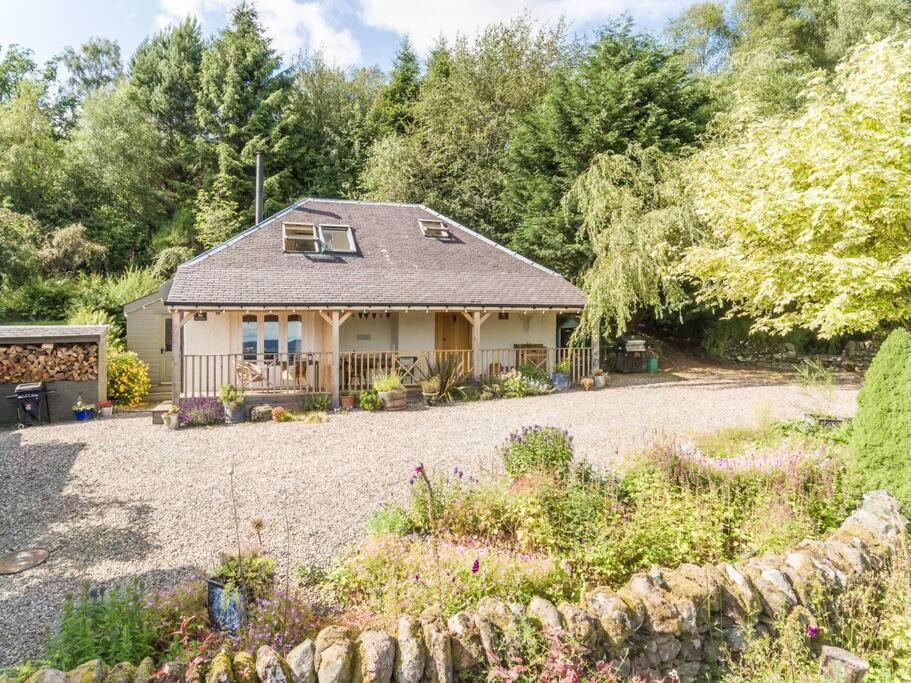 The Mews - A Cottage With A Spectacular Lake View Port Of Menteith Exterior foto