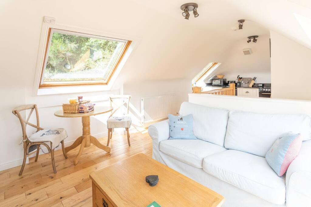The Mews - A Cottage With A Spectacular Lake View Port Of Menteith Exterior foto