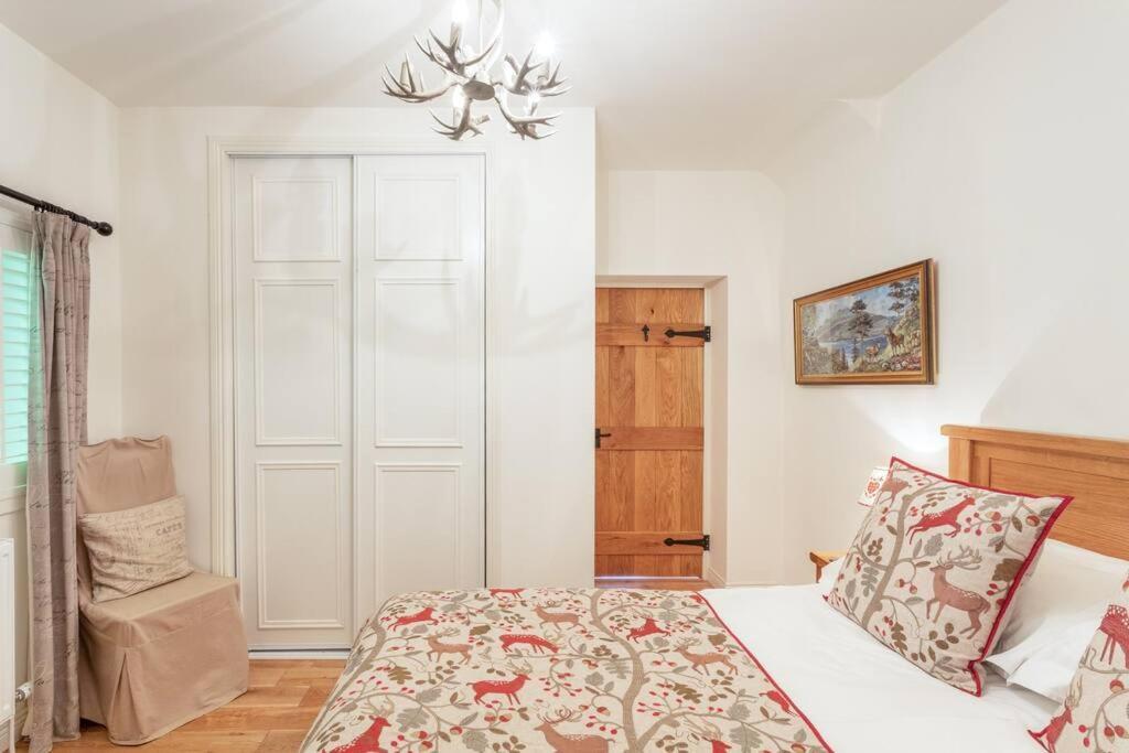 The Mews - A Cottage With A Spectacular Lake View Port Of Menteith Exterior foto